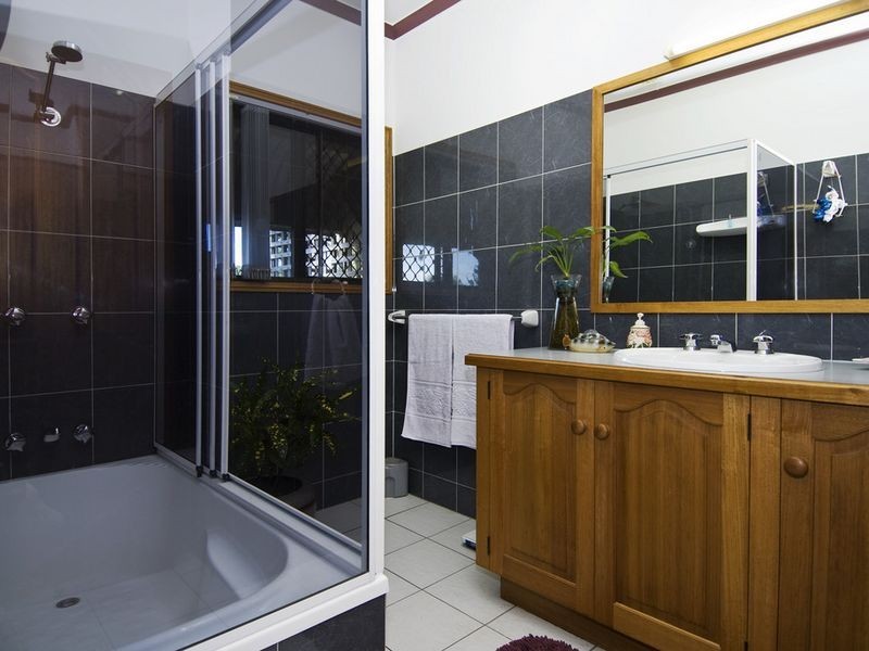 11 Margo Street, Yorkeys Knob QLD 4878