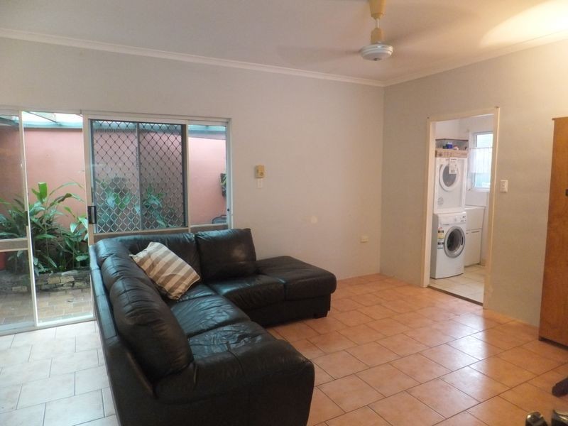 8A Albion Street, Yorkeys Knob QLD 4878