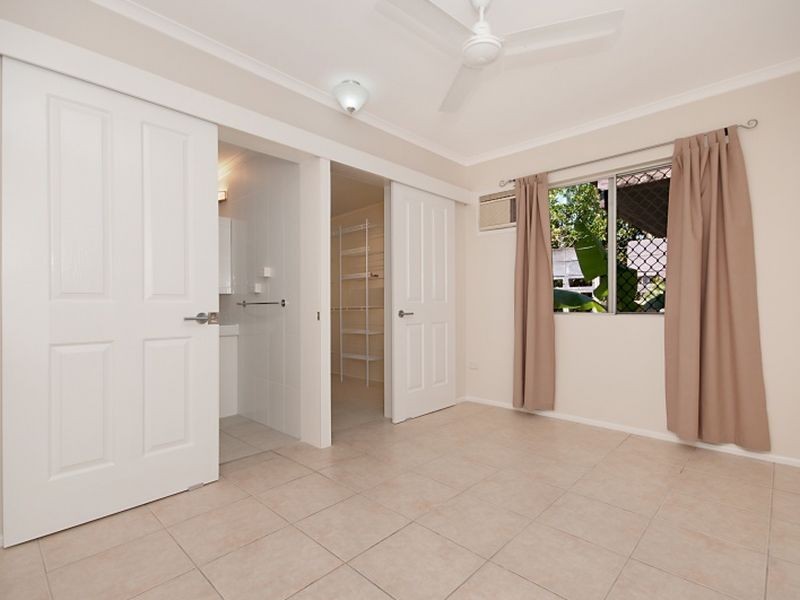 432 Varley Street, Yorkeys Knob QLD 4878