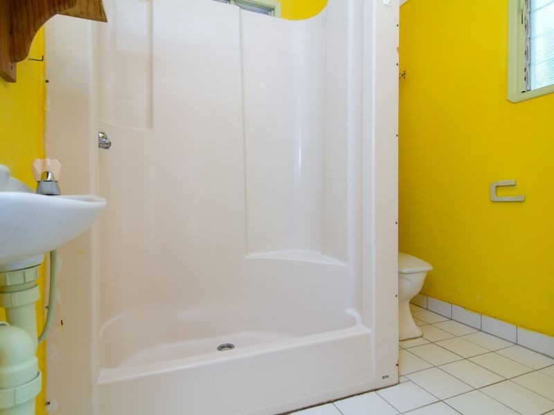 15 Prior Street, Machans Beach QLD 4878