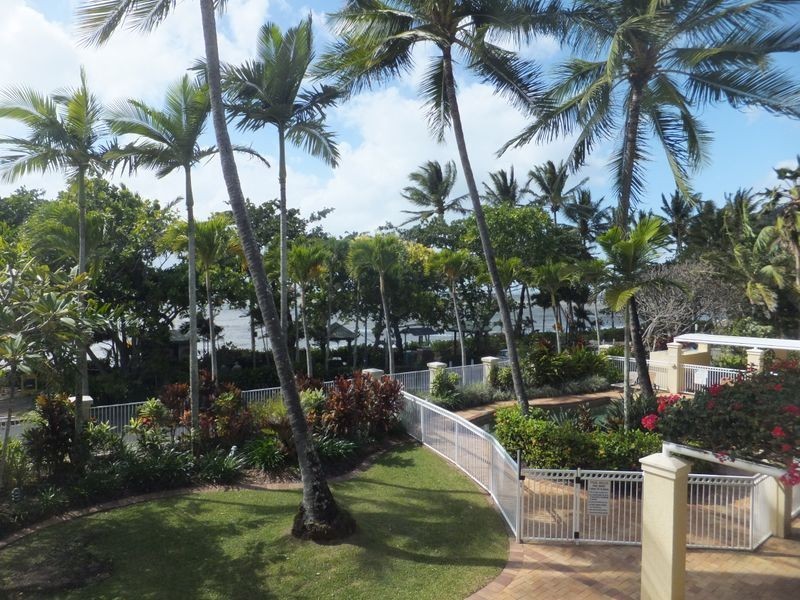 12/49 Vasey Esplanade, Trinity Beach QLD 4879