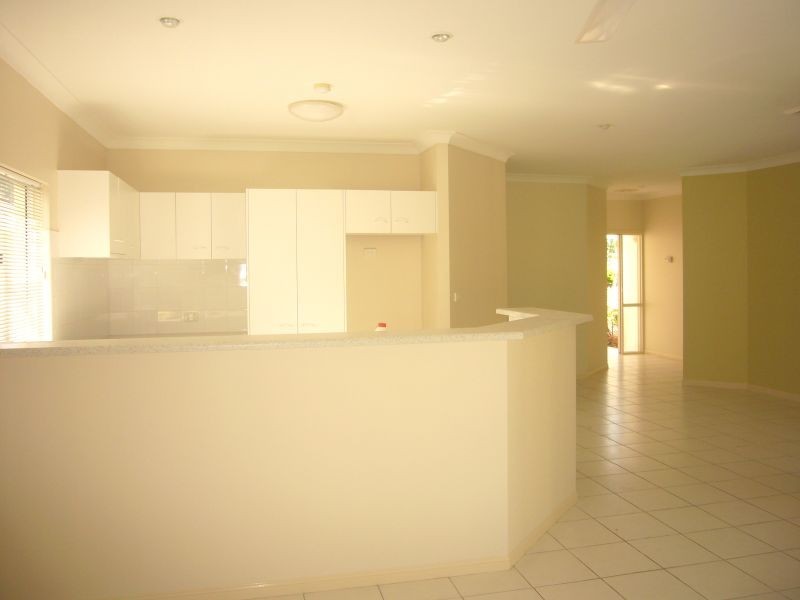 34 Parkinson Ave, Kewarra Beach QLD 4879