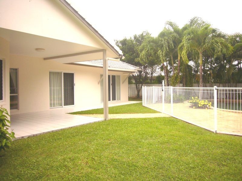 34 Parkinson Ave, Kewarra Beach QLD 4879