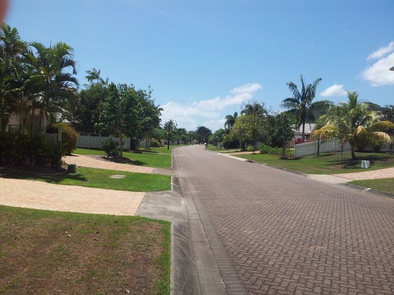 34 Parkinson Ave, Kewarra Beach QLD 4879