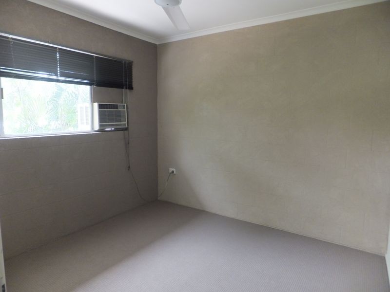 2/21 Bouganvillea Street, Holloways Beach QLD 4878