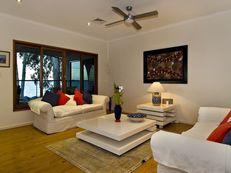 11 Arlington Esplanade, Clifton Beach QLD 4879