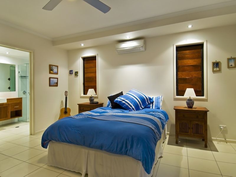 11 Arlington Esplanade, Clifton Beach QLD 4879