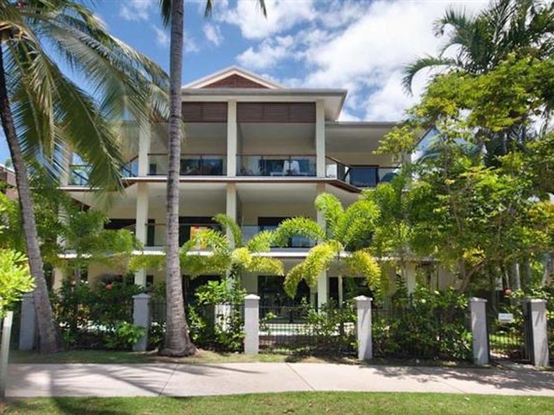 2/11 Rutherford Street THE BEACHSIDE, Yorkeys Knob QLD 4878