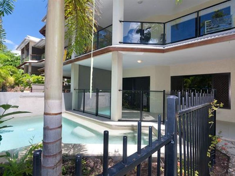 2/11 Rutherford Street THE BEACHSIDE, Yorkeys Knob QLD 4878