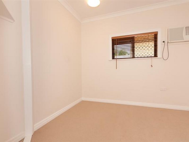 2/11 Rutherford Street THE BEACHSIDE, Yorkeys Knob QLD 4878