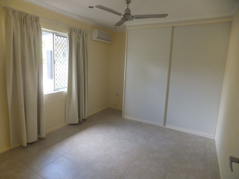 9 Cantal Close, Smithfield QLD 4878