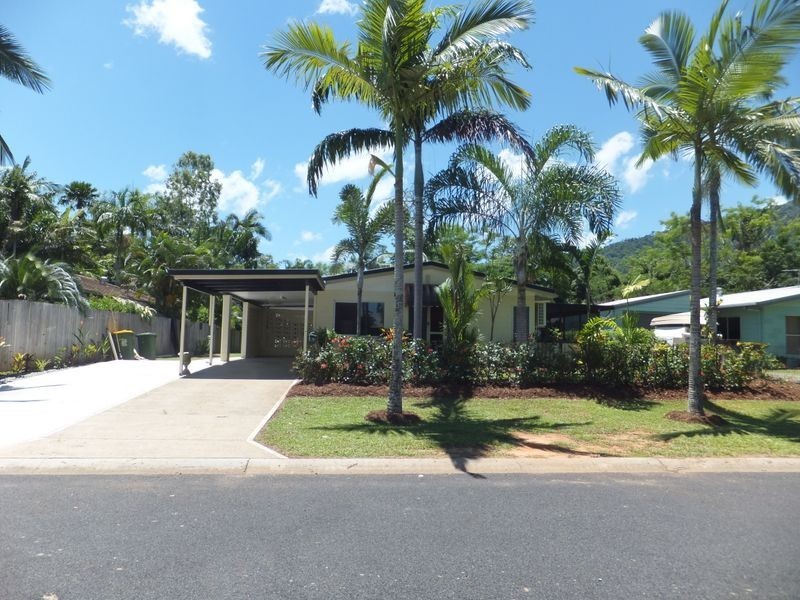 9 Cantal Close, Smithfield QLD 4878
