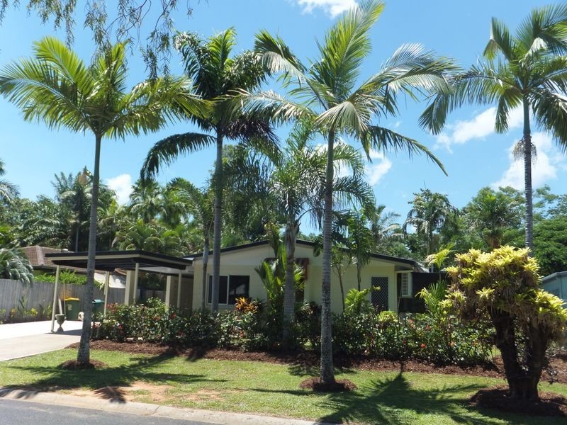 9 Cantal Close, Smithfield QLD 4878