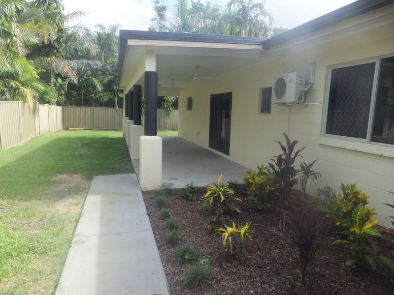 9 Cantal Close, Smithfield QLD 4878