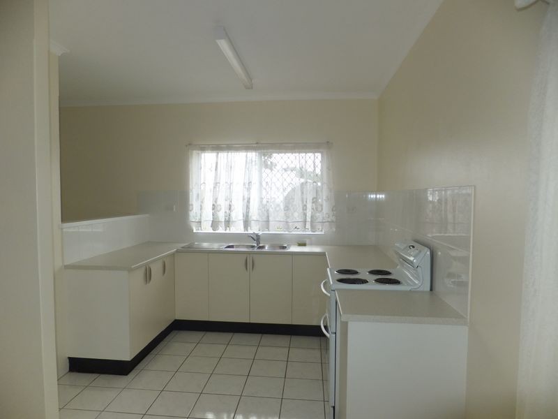 11 ROSEWOOD CLOSE, Redlynch QLD 4870