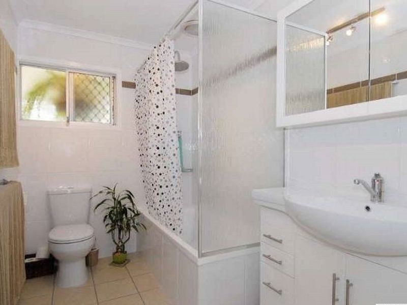 12 Stanton Rd, Smithfield QLD 4878