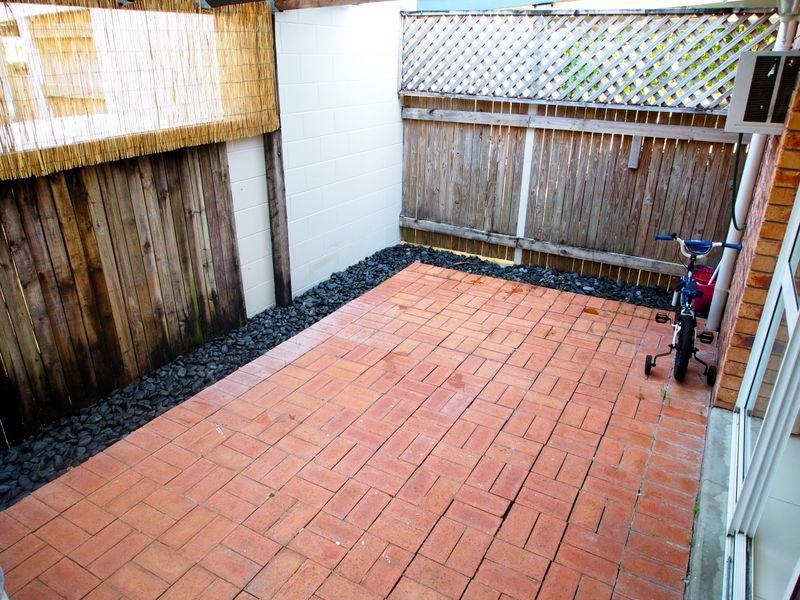 1/31 Rutherford Street, Yorkeys Knob QLD 4878