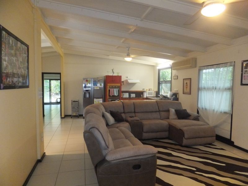22 Best Street, Yorkeys Knob QLD 4878