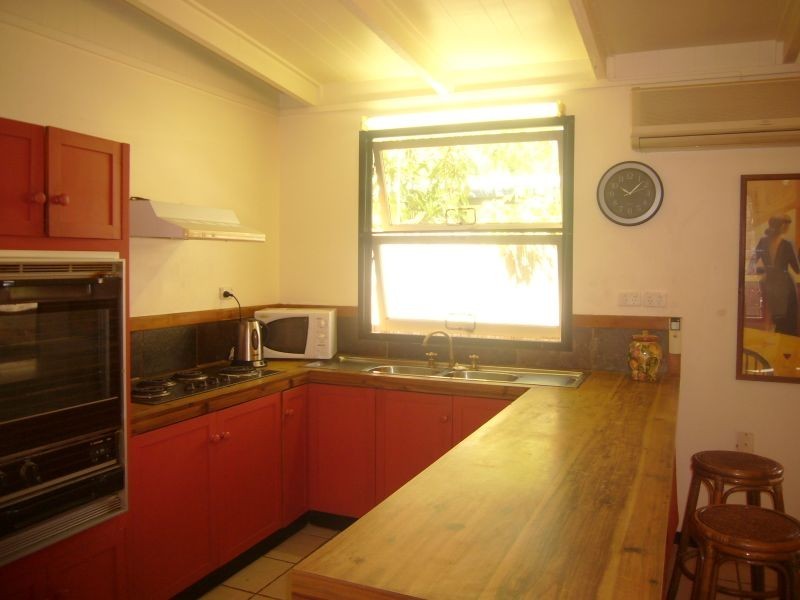 22 Best Street, Yorkeys Knob QLD 4878