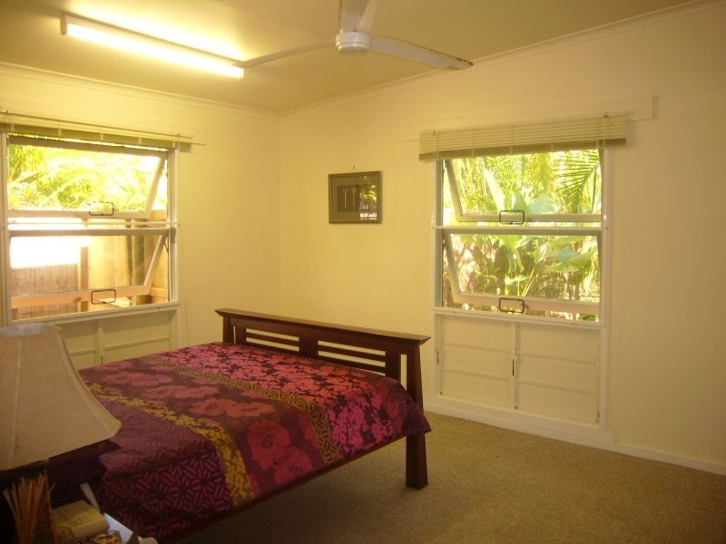 22 Best Street, Yorkeys Knob QLD 4878