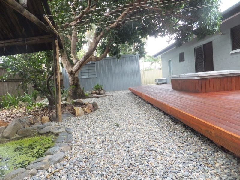 12 Magnolia Street, Holloways Beach QLD 4878