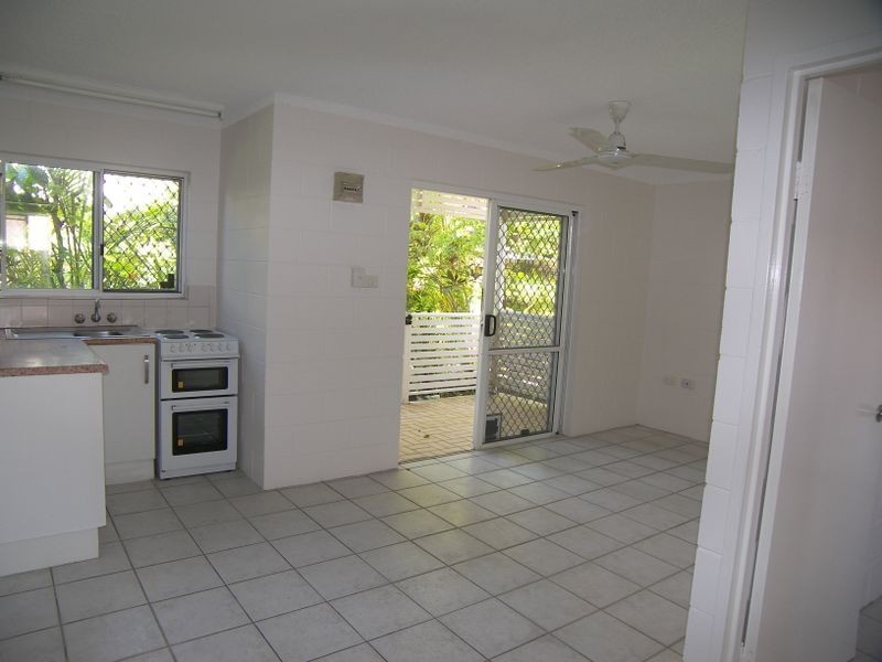 1/33 Rutherford Street, Yorkeys Knob QLD 4878