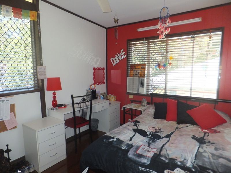 19 Atherton Street, Yorkeys Knob QLD 4878