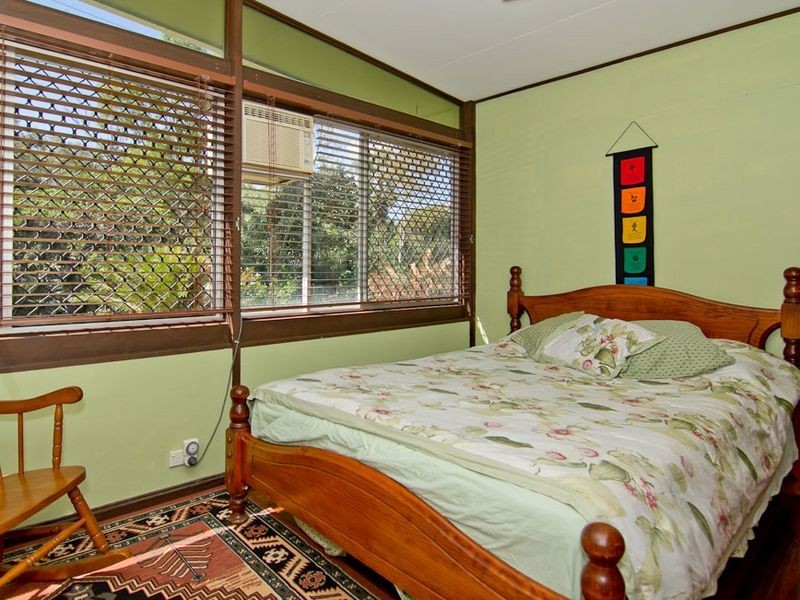 19 Atherton Street, Yorkeys Knob QLD 4878