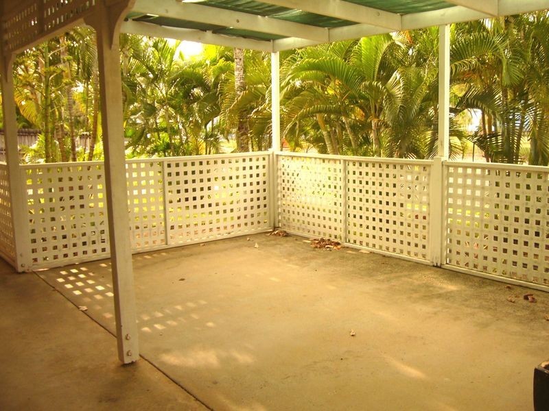 42 Madang Street, Trinity Beach QLD 4879