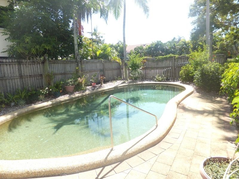 2/499 Varley Street, Yorkeys Knob QLD 4878