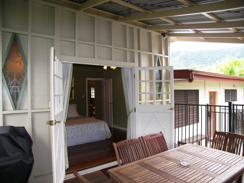 1/36 Veivers Road, Palm Cove QLD 4879