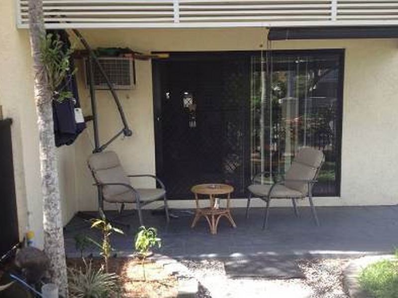 3/548 Varley Street, Yorkeys Knob QLD 4878