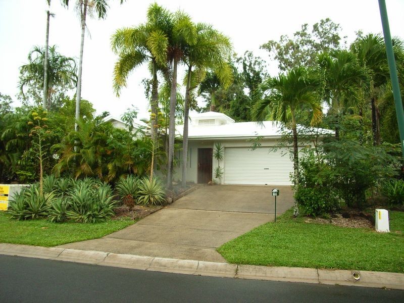 13 Bramble Street, Clifton Beach QLD 4879