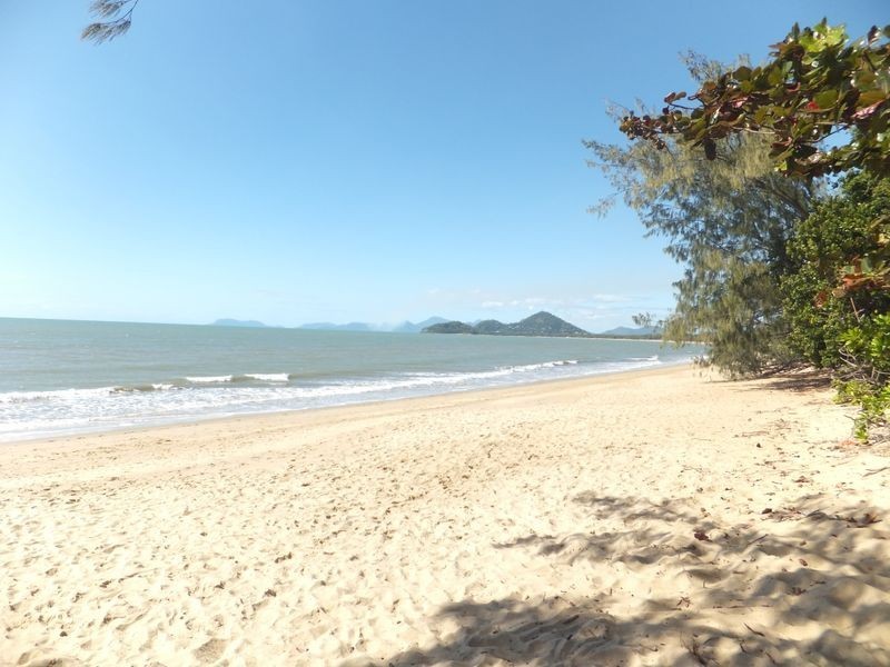 426-427/5 Triton Street, Palm Cove QLD 4879