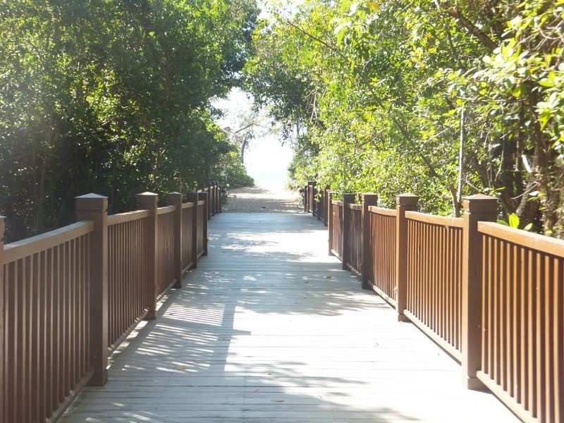 426-427/5 Triton Street, Palm Cove QLD 4879