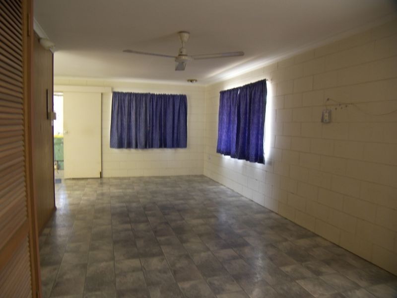 20 Golf Street, Yorkeys Knob QLD 4878