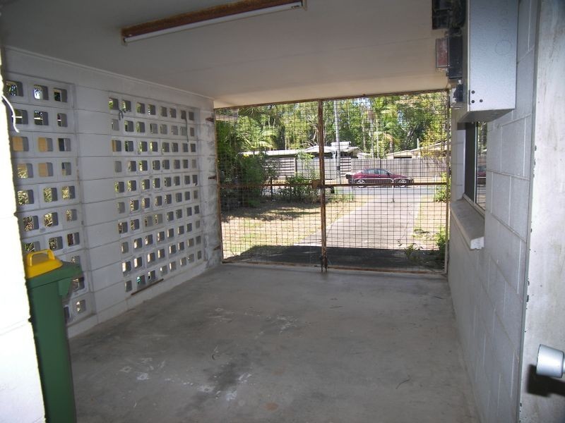 20 Golf Street, Yorkeys Knob QLD 4878