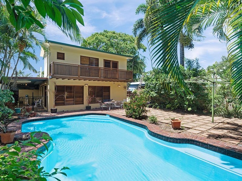 37 Morgan Street, Yorkeys Knob QLD 4878