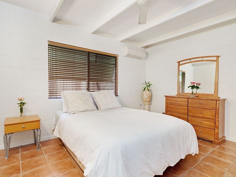 37 Morgan Street, Yorkeys Knob QLD 4878