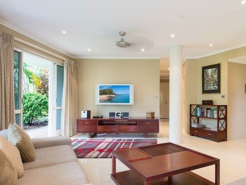 309/305 Coral Coast Drive, Palm Cove QLD 4879