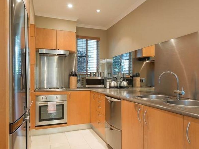 309/305 Coral Coast Drive, Palm Cove QLD 4879