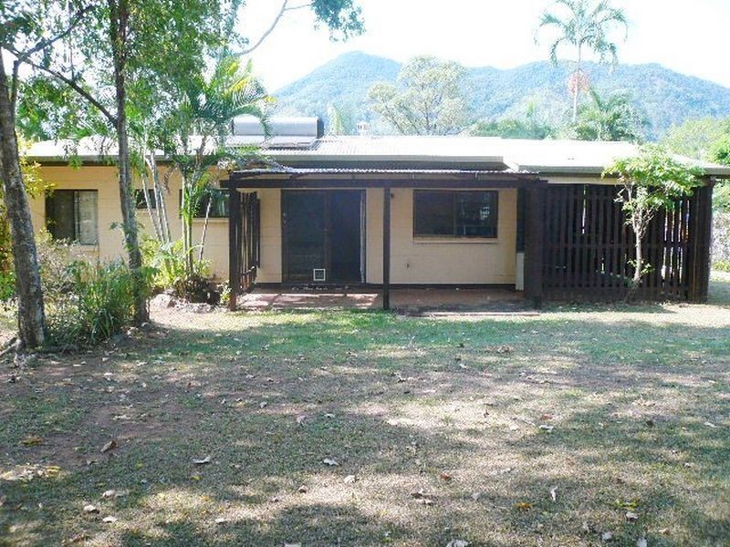 20 Wyuna Drive, Caravonica QLD 4878