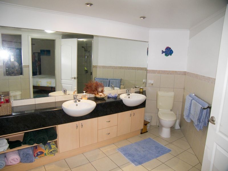 1/69 Sims Esplanade, Yorkeys Knob QLD 4878