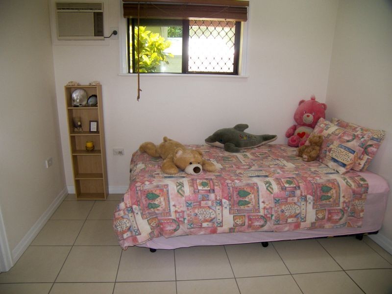 1/69 Sims Esplanade, Yorkeys Knob QLD 4878