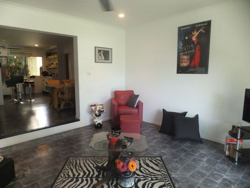 3 Birdie Close, Yorkeys Knob QLD 4878