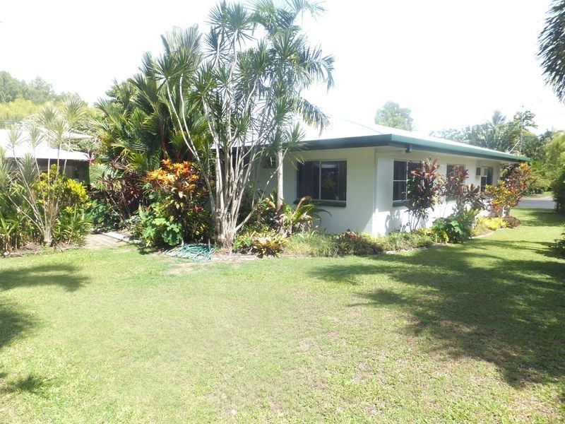 3 Birdie Close, Yorkeys Knob QLD 4878