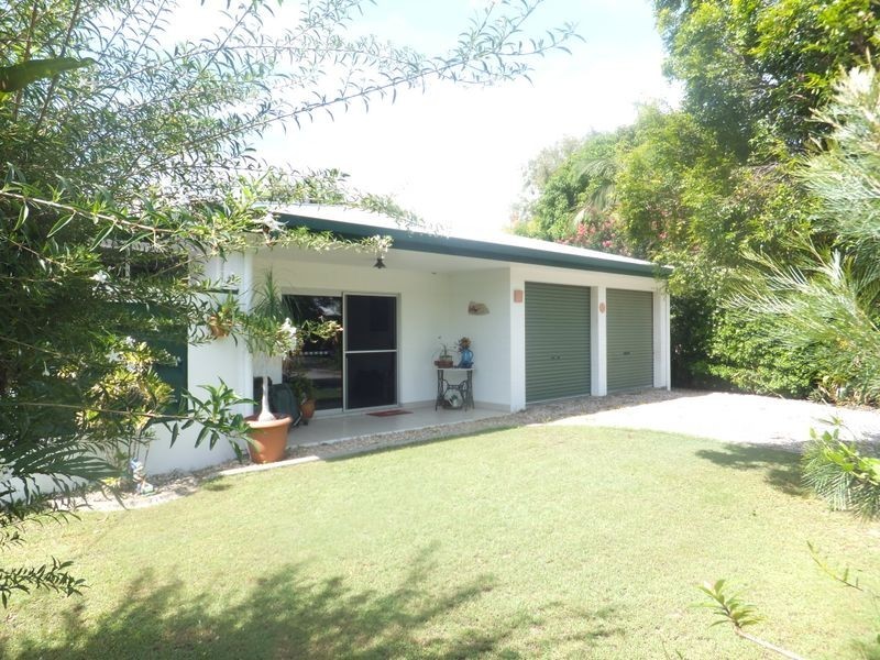 3 Birdie Close, Yorkeys Knob QLD 4878