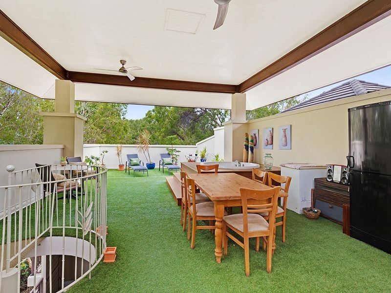 414/5 Triton Street, Palm Cove QLD 4879