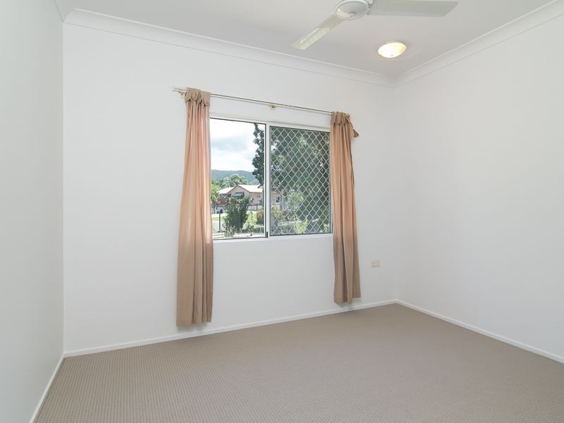 10 Shell Close, Kewarra Beach QLD 4879