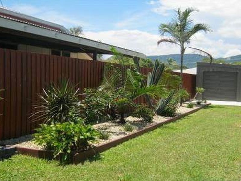 Westcourt QLD 4870
